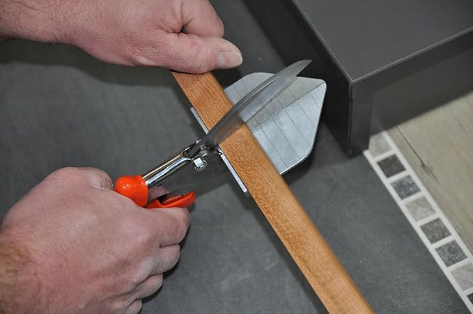 Original L횜WE Trim Shears 3.306 with 90-Degree Stops for Professional Use in Handicrafts - Trim Cutter with Long Blade for Precise Cutting of Plastic, Rubber, Wood, PVC, Leather, and Metal