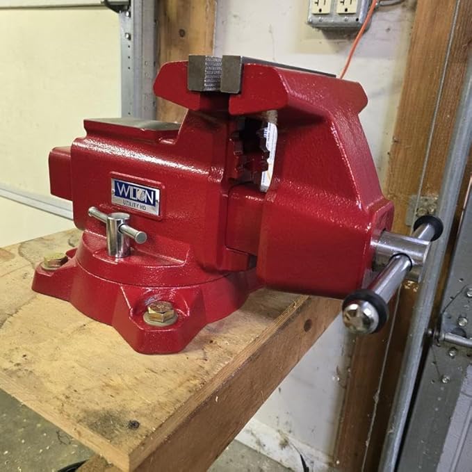 Wilton Utility HD Bench Vise, 8" Jaw Width, 8-1/2" Jaw Opening, 4-1/2" Throat (Model 648UHD)