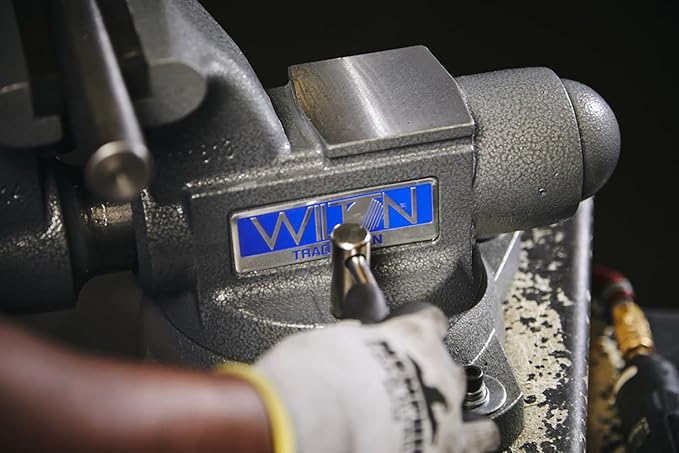 Wilton Tradesman Bench Vise, 4-1/2" Jaw Width, 3-1/2" Max Jaw Opening, 3-1/4" Throat (Model 1745)