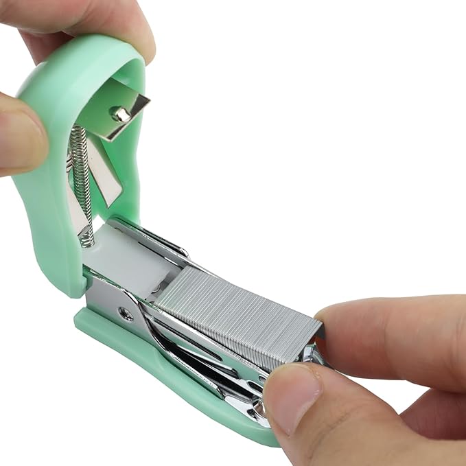 Aacehlh Mini Desktop Stapler Set,20 Sheet Capacity,Includes Built-in Staple Remover and 750PCS No.12 Staples,Small Cute Stapler for Office and School Supplies (Green)