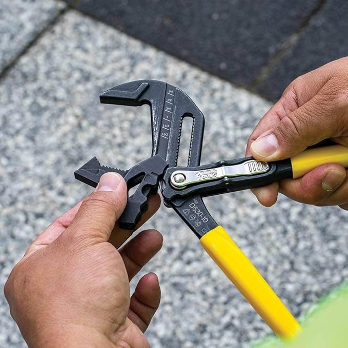 Klein Tools D53010 Plier Wrench, High Leverage Multi-Use Pump Plier with Adjustable and Reversible Double-Sided Jaw, Smooth and Knurled Teeth, 10-Inch