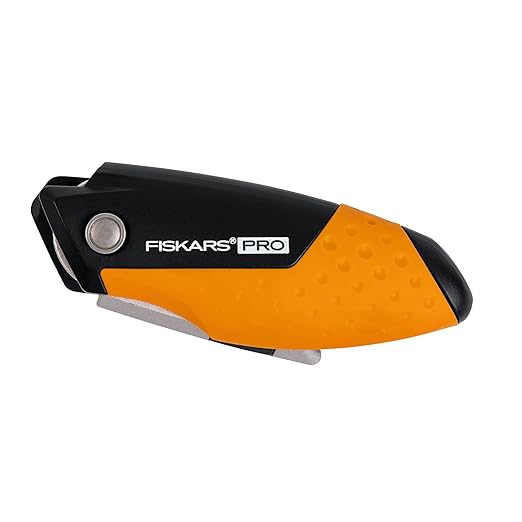 Fiskars Pro Folding Utility Knife, CarbonMax Blade with Safe Blade Lock and Pocket Clip, Compact Dual-Lock All-Metal Design, Everyday Carry