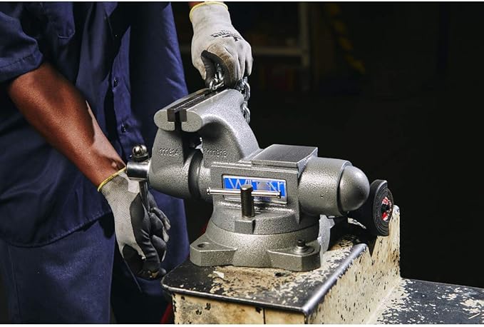Wilton Tradesman Bench Vise, 5-1/2" Jaw Width, 5" Max Jaw Opening, 3-3/4" Throat (Model 1755)