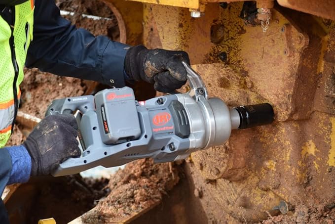Ingersoll Rand W9491 20V High-torque 1" Cordless Impact Wrench, 2600ft-lbs Nut-busting Torque