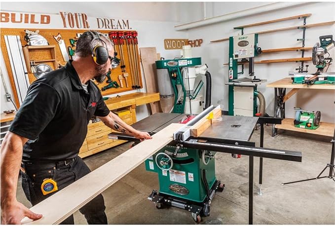 Grizzly Industrial G1023RLWX - 10" 5 HP 240V Cabinet Table Saw with Built-in Router Table