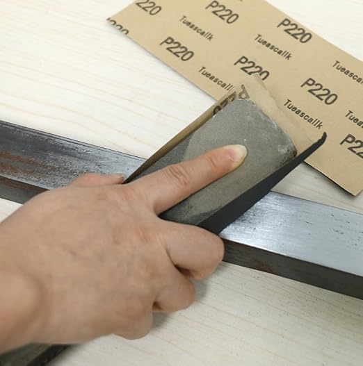 30Pcs 9 x 3.6 Inchs 220 Grit Wet and Dry Handmade Universal Sanding Sheets, Suitable for Woodworking Furniture/Automobiles/Metal/Lacquer Polishing Sandpaper