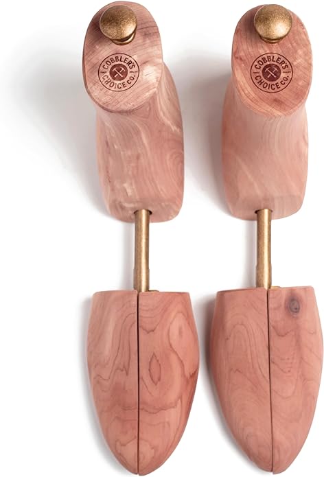 Cobbler's Choice Men's Cedar Boot Tree - All Natural Aromatic Cedar Wood - Premium Construction & Unbeatable Quality