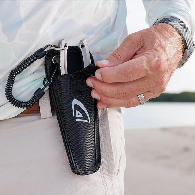 danco Aluminum 7.5??Precision Fishing Pliers with Stainless Steel Jaws, Cuts Braid with Ultra-Sharp Tungsten Carbide Center Cutter, Lockable, with Sheath, perfect for Fresh & Saltwater