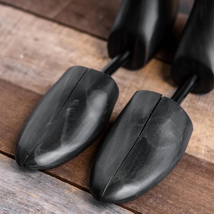 Cobbler's Choice Co. Finest Quality Men?셲 Boot Tree ??Varnished Natural Wood, Timeless Design, Signature Finish, Black