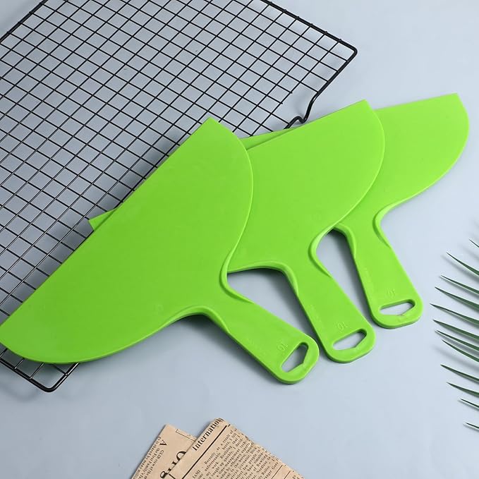 Plastic Putty Knife Scraper 10 Inch, Plastic Flexible Putty Knives, Flexible Disposable Spreader Knife for Drywall Taping and Wall Painting, Green 3PCS