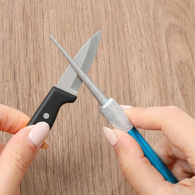 2 Pieces Diamond Retractable Knife Sharpener Serrated Knife Sharpener Steel Sharpening Rod Multifunctional Knives Sharpening Tool for Kitchen Outdoor Serrated Fishing Hunting Stick Tools