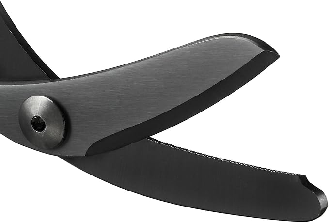 XSHEAR짰 7.5??Black Titanium Coated Extreme Duty Trauma Shears. Tough and Durable Medical Scissors for the Paramedic, EMT, Nurse or any Emergency Healthcare Provider