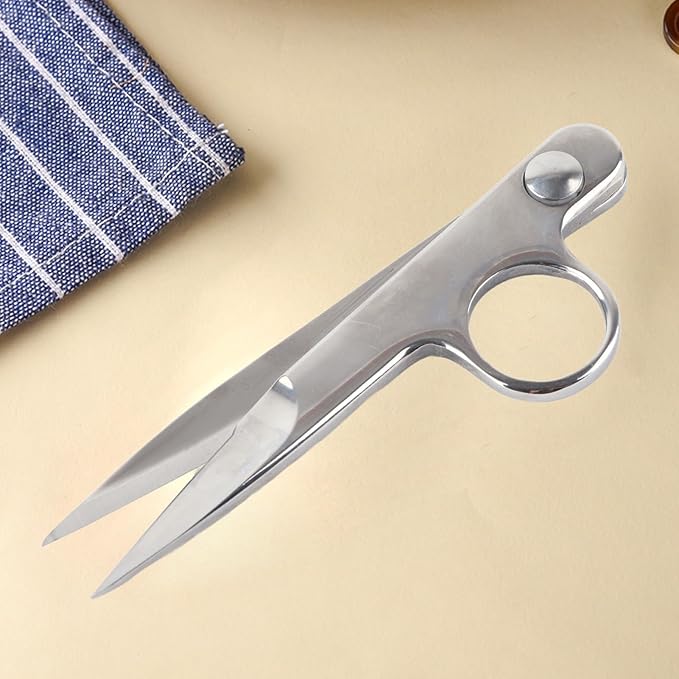 Stainless Steel Thread Snips, Portable Thread Snippers with Protective Sleeve Nippers, Sewing Nippers for Cutting Fabric, Yarn, Fishing Line, 4.7x1.2x0.4in