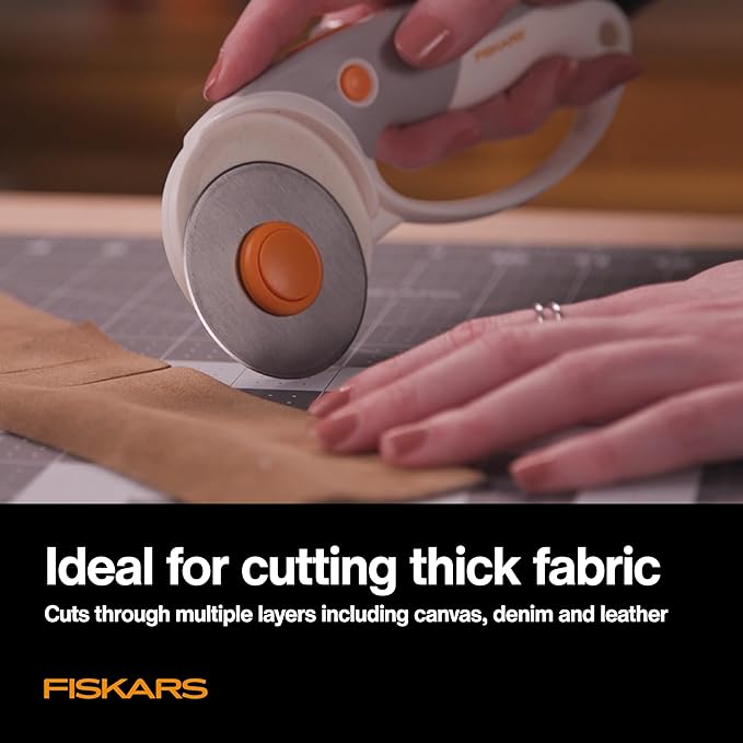Fiskars 60mm Titanium Rotary Blades (2 Pack) - Rotary Cutter Blade Replacement - Crafts, Sewing, and Quilting Projects - Silver