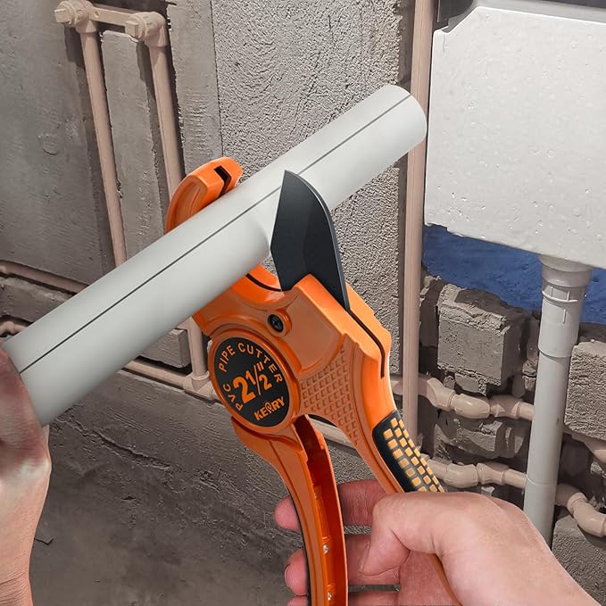 Kerry PVC Pipe Cutter with SK5 Blade, Outer Diameter Up to 2-1/2" Ratcheting Heavy-Duty PEX POLY PE PPR Plastic Hoses and Plumbing Tube Cutting Tool, Thicken Aluminum Body Efficient Extended Handle