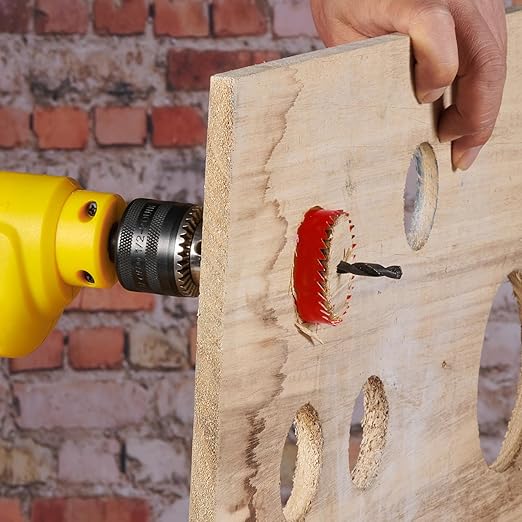 KATA Hole Saw Set, 20 Pieces Hole Saw Kit with 3/4"-6"(19-152mm) 13PCS Saw Blades, 2 Mandrels, 3 Drill Bits, 1 Installation Plate, 1 Hex Key with Case, Ideal for Soft Wood, PVC, Plywood, Drywall, Red
