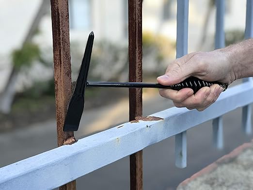 Welding Chipping Hammer + Stainless Steel / Carbon Steel Wire Scratch Brushes