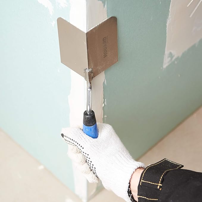 HOGARD Outside Corner Trowel | Best Corner Drywall Tool | Made of Stainless Steel with External Angle and Soft Grip Handle.