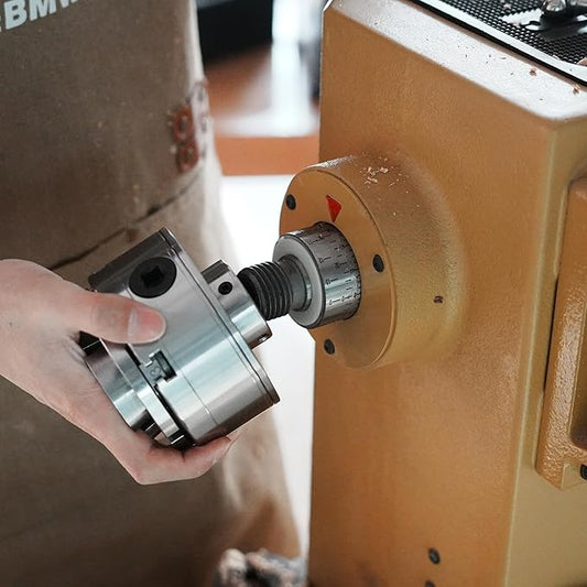 4.5" Woodlathe Chuck, Thread 1-1/4"x8TPI", Dovetail Jaws, Pin Jaws, 8" Flat Jaws, Step Jaws, Wide Jaws, Wood Screw, Thread adaptor to 1"x8TPI, Two Nylon Washers, Two Chuck Keys and T Handle Allen Key.