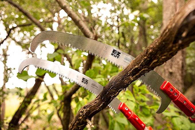 EZ Kut Kamikaze 15??Extendable Tree Trimmer Pole Saw - Branch Cutter with Single Hook Pole Saw Blade for Branch Removal - Best Pole Saws for Tree Trimming. Tree pruner pole saw since 1988