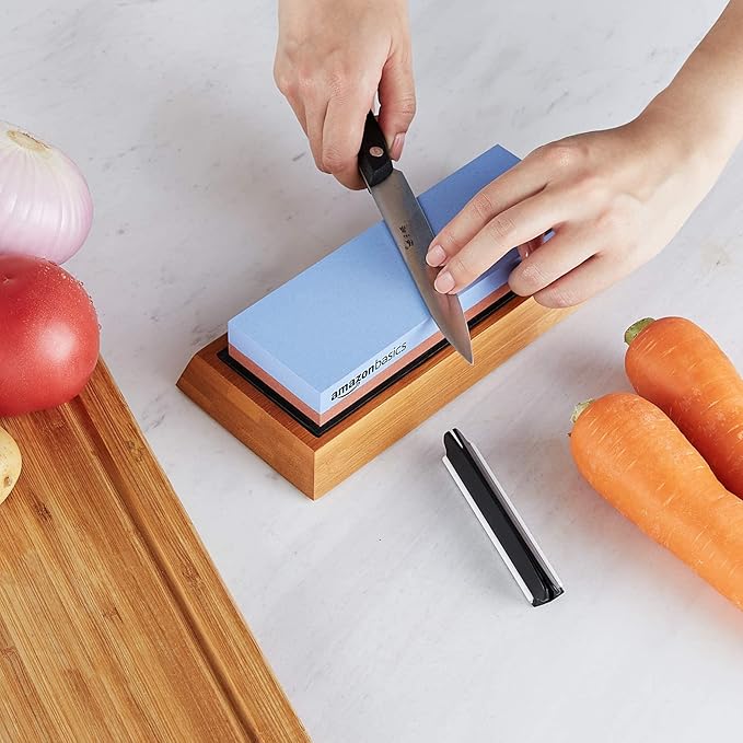 Amazon Basics Whetstone Knife Sharpening Wet Stone Dual Sided 400/1000 Grit with Non-Slip 1 Pc, Bamboo Base, Black & Grey