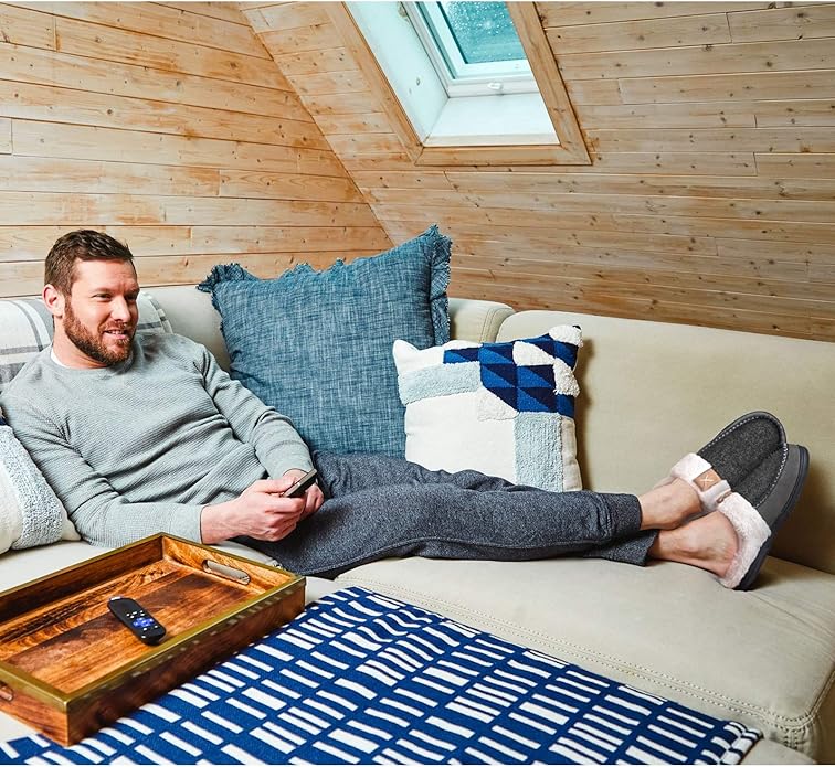 Homitem Mens Slippers Moccasins Memory Foam Fuzzy Slippers for Men Wool-Like Plush Fleece Lined House Shoes Indoor Outdoor Anti-Skid Rubber Sole Home Bedroom
