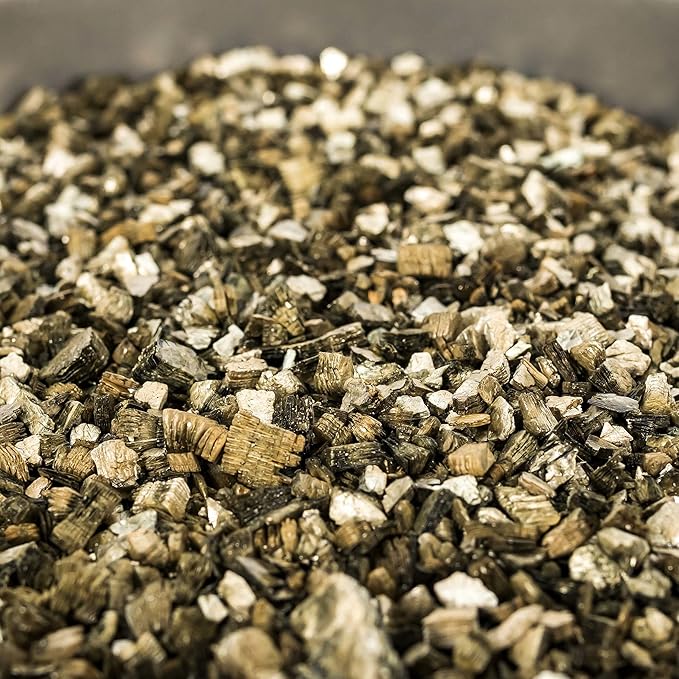 Horticultural Organic Vermiculite for Plants - Medium Grade - Natural Soil Additive for Gardening, Houseplants, Mushrooms, Potted Plants, Hydroponics, Terrariums (10 Quart)