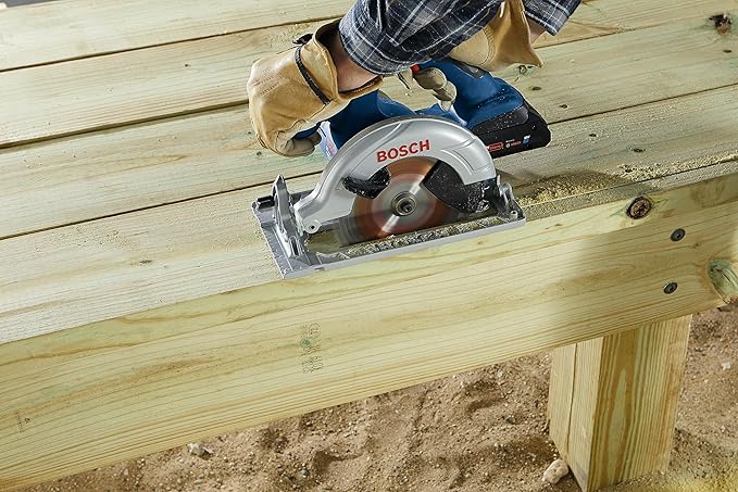 BOSCH GXL18V-601B25 18V 6-Tool Combo Kit with 2-In-1 Bit/Socket Impact Driver, Hammer Drill/Driver, Reciprocating Saw, Circular Saw, Angle Grinder, Floodlight and (2) CORE18V 4 Ah Compact Batteries