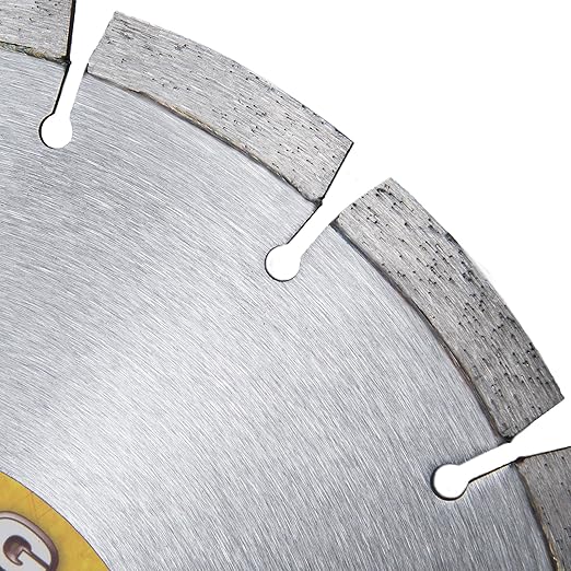 Delta Diamond Mad Dog HS 12 Inch Segmented Diamond Saw Blade, .125 X 1-20mm Arbor, Made in USA, Premium, Wet/Dry, Laser-Welded, General Purpose Cutting Concrete, Masonry, Stone (12")